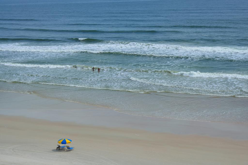 El Caribe Resort And Conference Center Daytona Beach Exterior photo